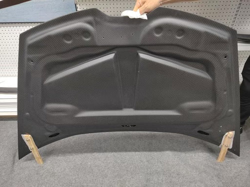 Lamborghini Huracan Dry Carbon Fiber hood