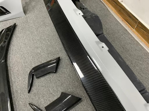 Lamborghini Huracan V style Rear Bumper