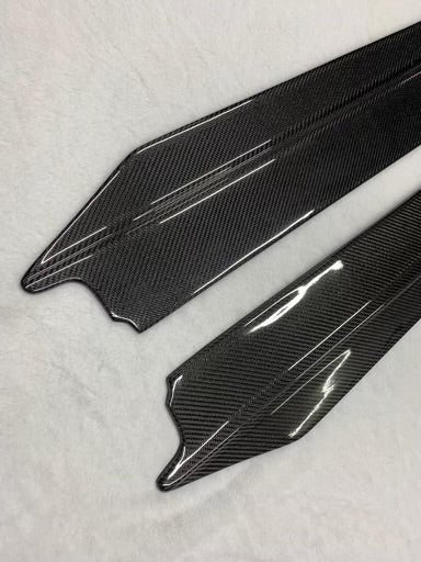 Lamborghini Huracan V Style Dry Carbon Fiber Side Skirts